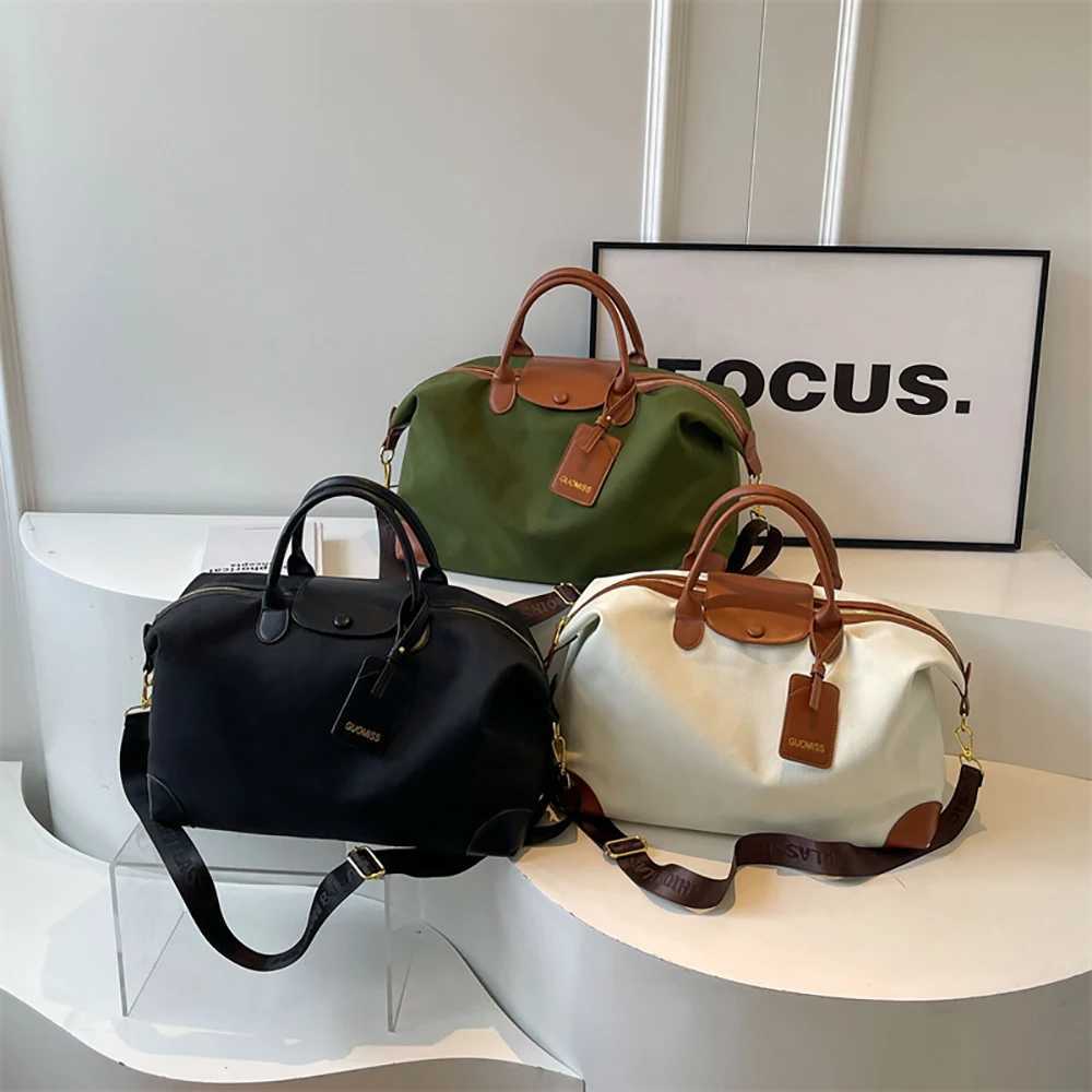 Lightweight Sports Fitness Bag 2025 New Pure Color Large Capacity Handbag Travel Bag Embroidery Custom Carry-On Bag Luggage W250524