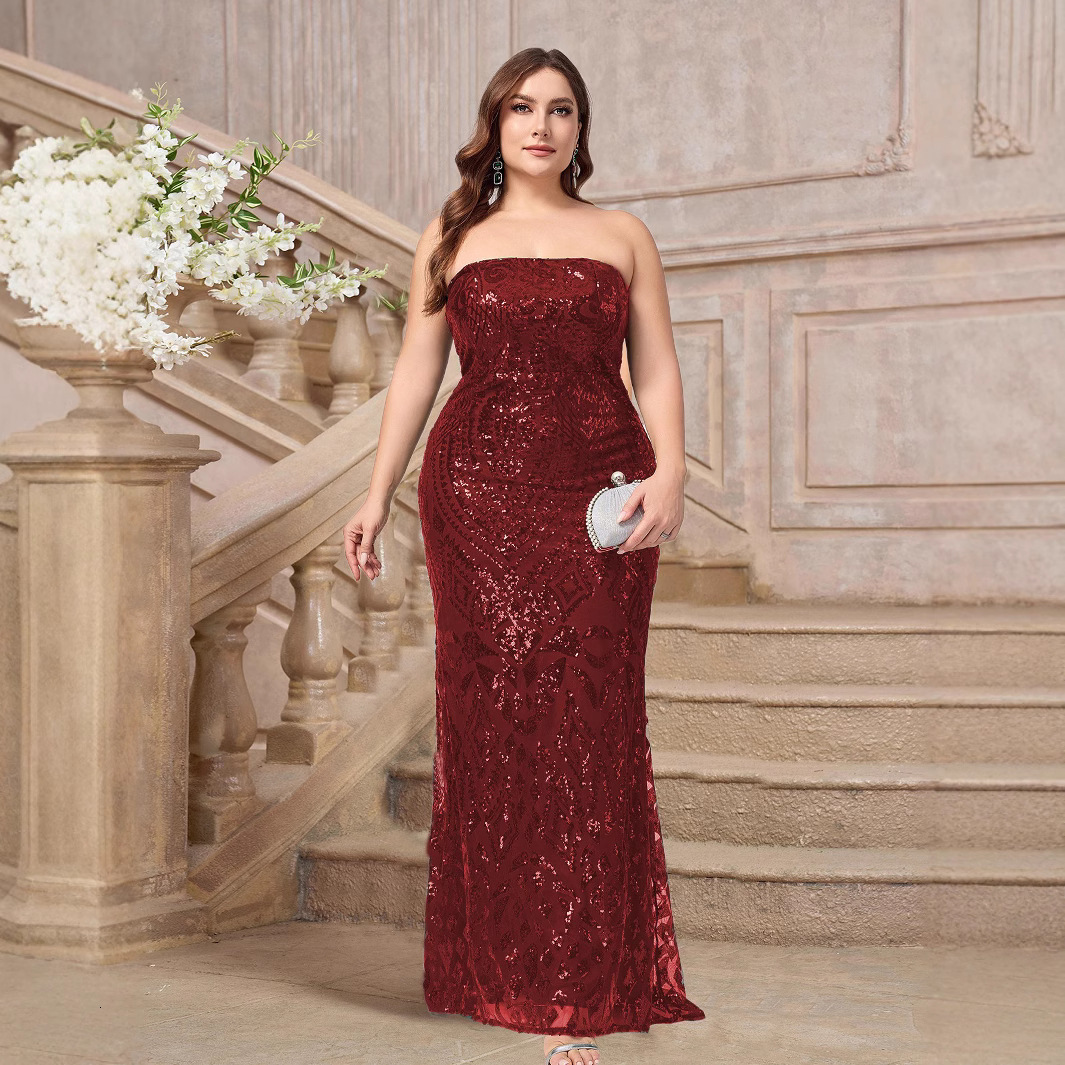 autumn and winter new womens sexy strapless sleeveless dress long skirt slim fit