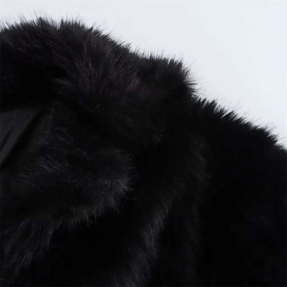 2024 Autumn New Women's Clothing Style Fashionable and Versatile Flip Collar Long Sleeve Artificial Fur Effect Coat