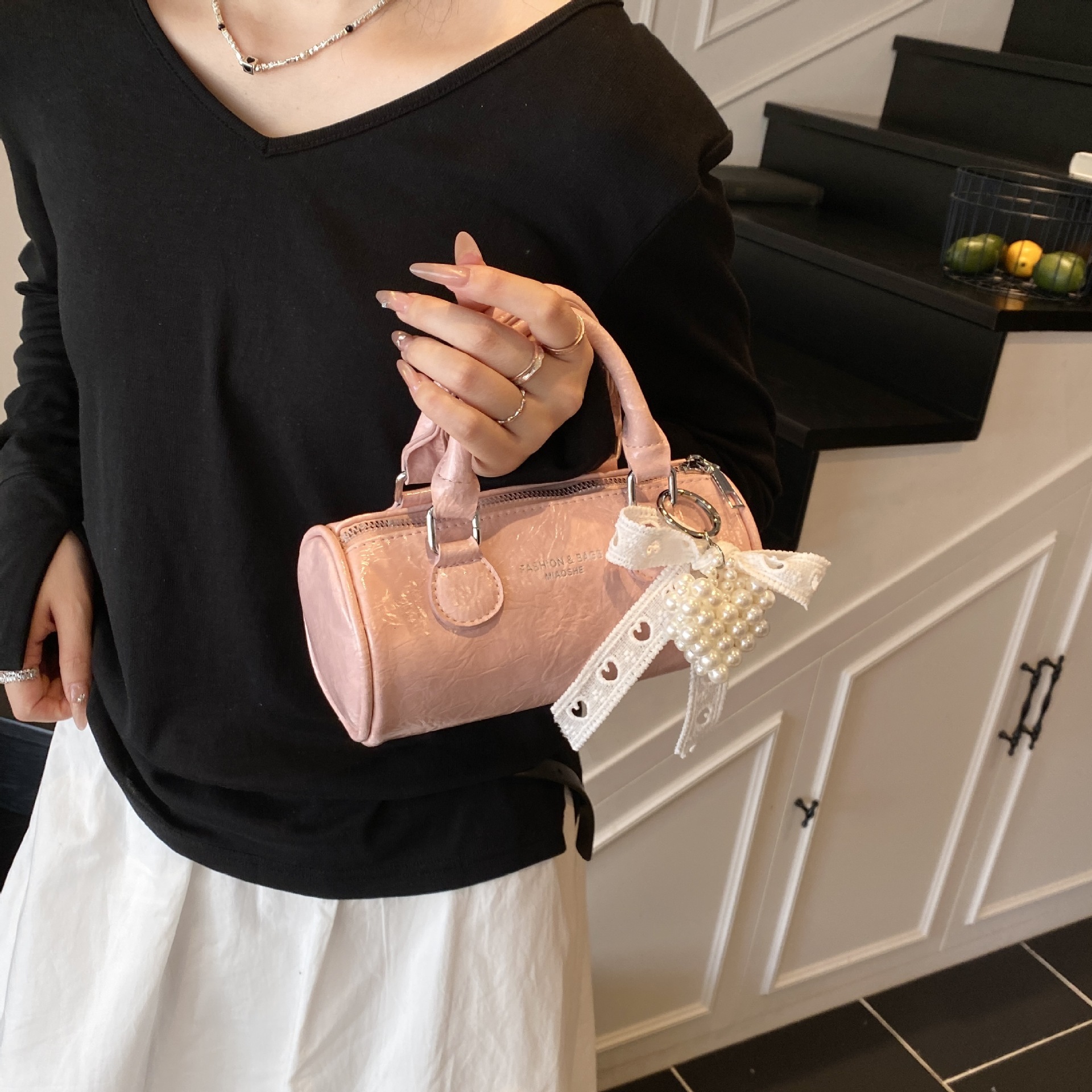 High-end Niche Handbag Pillow for Women 2025 New Fashion Trend Commuter Versatile Shoulder Crossbody Bag