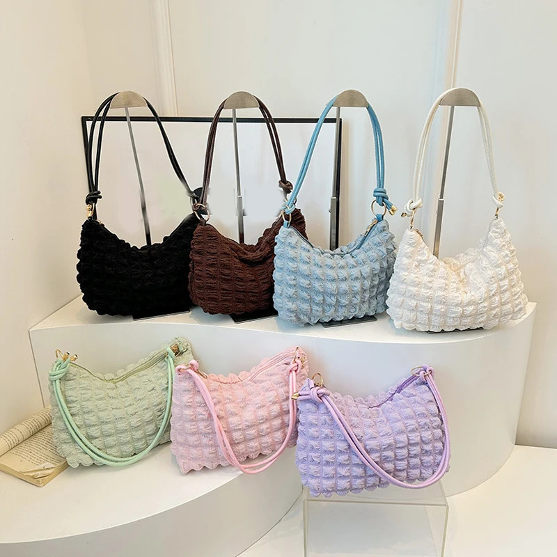 Canvas Wrinkle Bag for Women Shoulder Bags Pleated Bubbles Handbags Padded Casual Underarm Quilted Bag Tote Cloud Bag Purse 250526