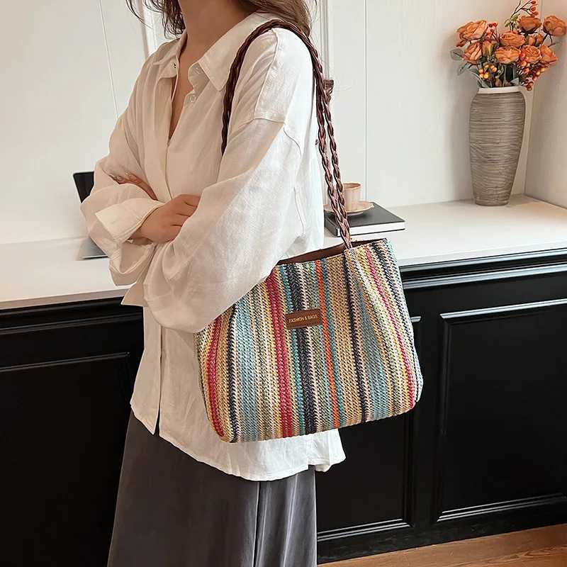 Fashion Trend Spring/Summer Straw Weaving Womens Bag Single Shoulder Tote Bag Large Capacity Commuter Bag for Women W250524