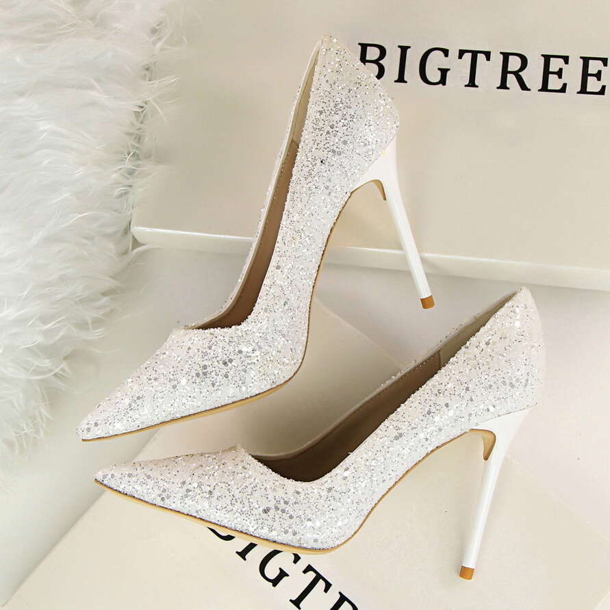 Women's shallow mouth pointed glitter sexy slim fit high heels, fashionable women's high heels, banquet high heels, women's sandals