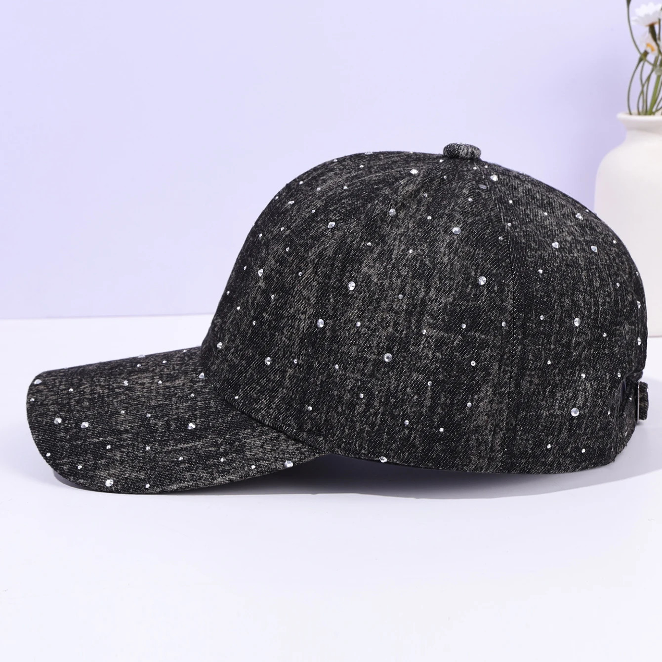 Fashionable rhinestone decorated duckbill cap denim casual sun shading baseball cap 250520