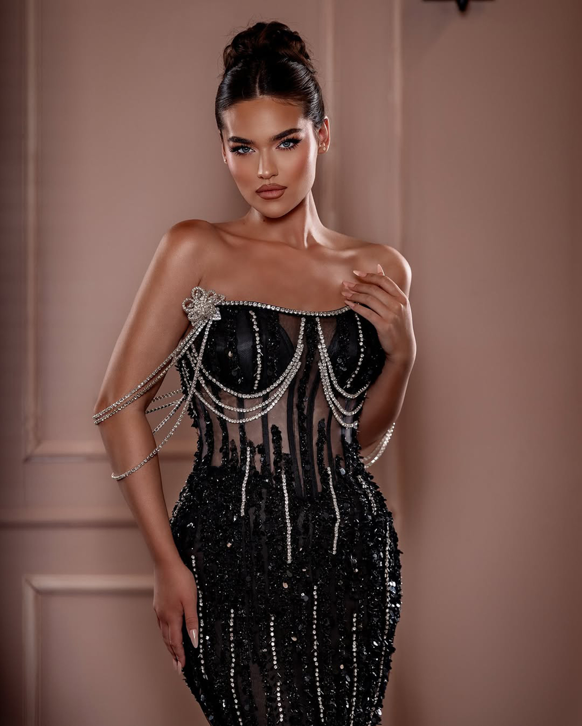 Stylish Evening Dresses Sequins Off Shoulder Prom Dress Rhinestone Beading Tassel Illusion Mermaid Party Gowns Vestidos De Noche Plus Size