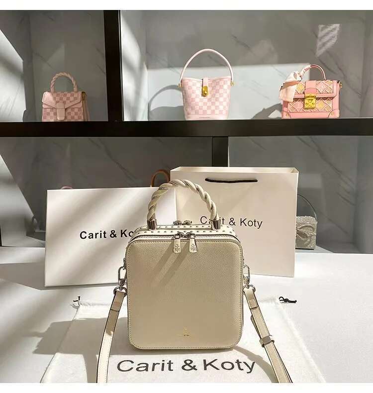 Fashion Pearl Beaded Tassel Women Handbag High Quality Textured Leather Embroidery Square Lady Purse Shoulder Messenger Bag