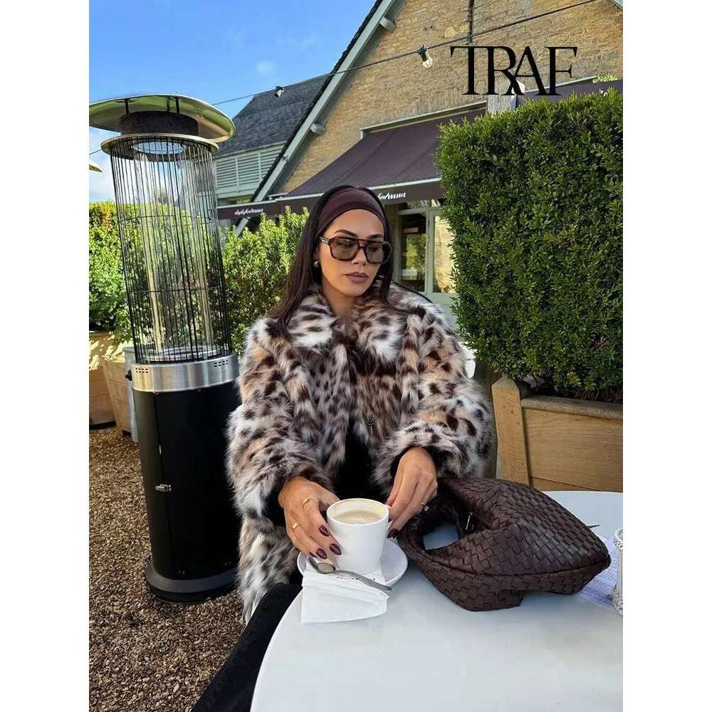 TRAF Women's Fashion Retro Leopard Long Winter Warm Lapel Coat Fluffy Faux Fox Fur Thickened Jacket