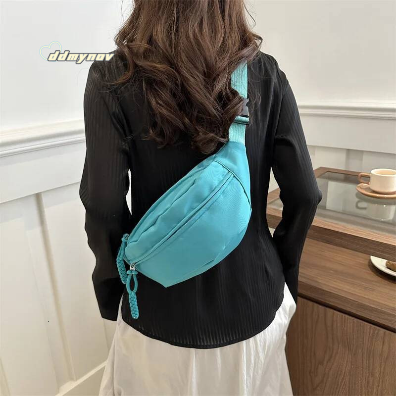 Chest Bags Banana For Women Sling Crossbody Pack Canvas Running Waist Casual Fanny Packs Sport Half Moon Belt Bag ddmynov