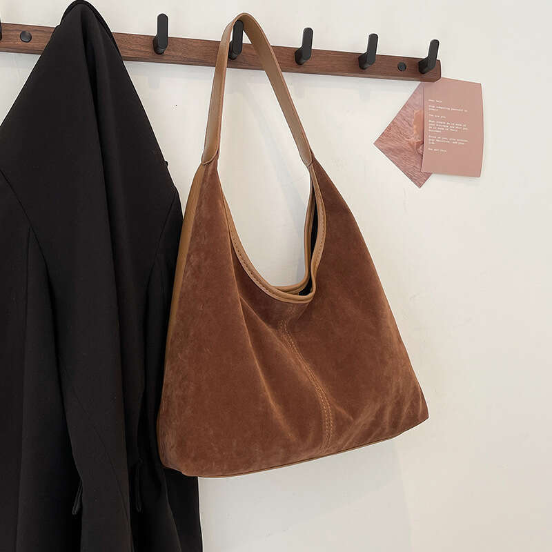 Minimalist Underarm Four Seasons High-Quality Texture Large Capacity Women's Shoulder Versatile Tote Bag Trendy