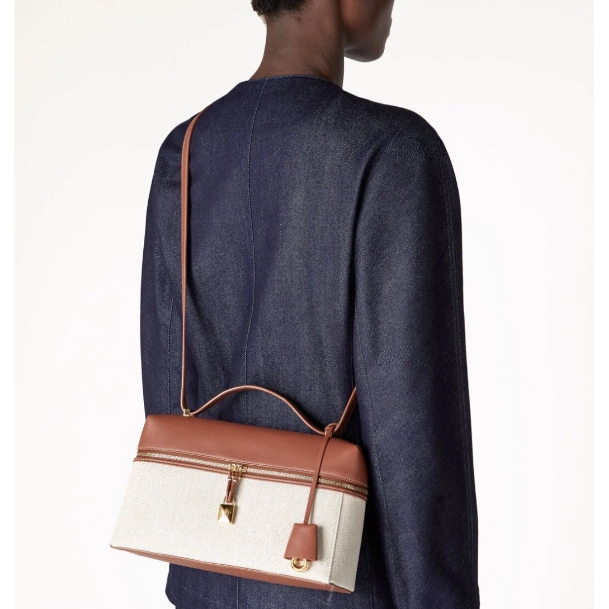 Brand High Quality New Style niche lunch box women's shoulder crossbody bag cowhide style simple and fashionable small square bag New Free Delive