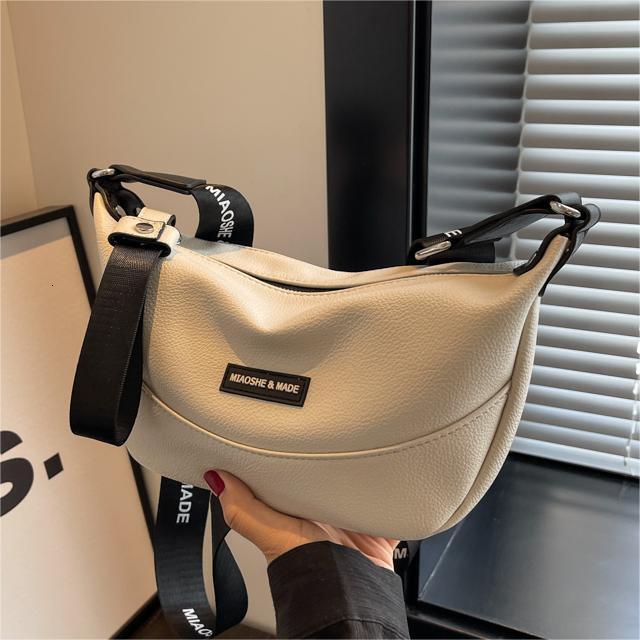 Free Shipping Designer Bag Women's Fashion Shoulder Bag 2025 New Simple Casual Style Multifunctional Dumpling Bag Crossbody Bag Mobile Shopping H