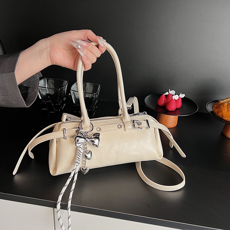 Elegant Korean Style Sweet Niche Handbag for Women 2025 New Fashion Trend Light Luxury Texture Shoulder Crossbody Bag
