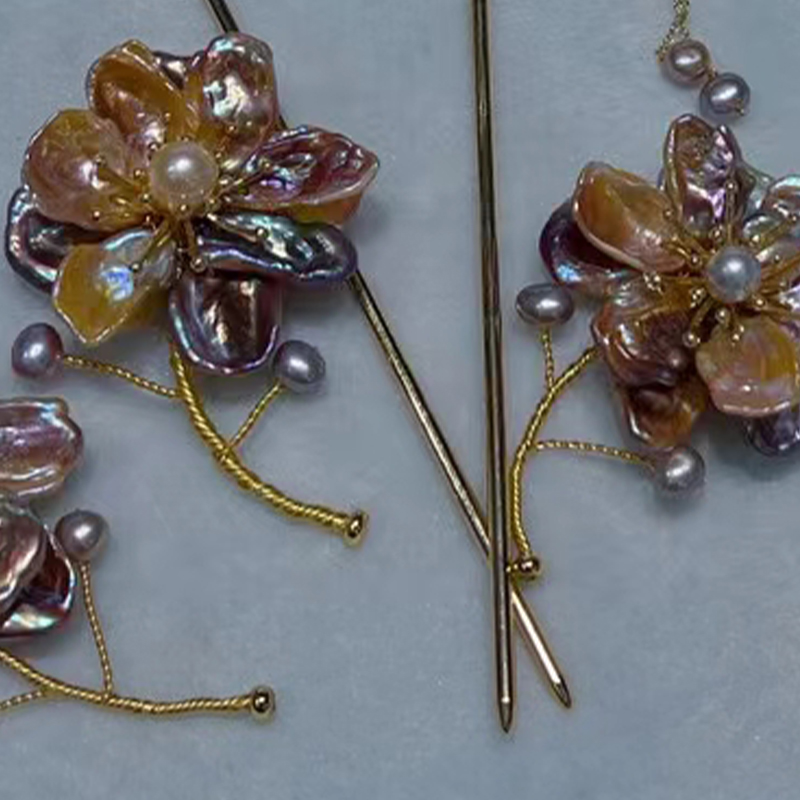 Chic Vintage Style Women's Flower Pin with Real Pearls for Earrings Accessory Collection