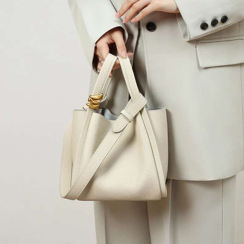 New style women s genuine leather bags for summer bag