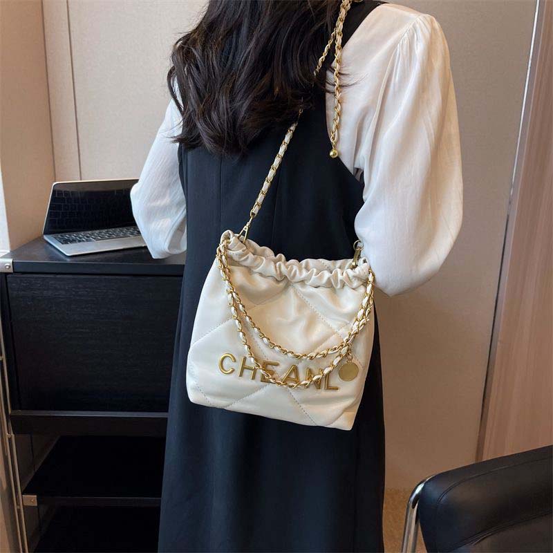 Top Quality Designer Bag Lady Shoulder Bags Summer Beach Bag Purses And Handbags Designer Leather Shoulder Crossbody Bags For Women Fashion Underarm b