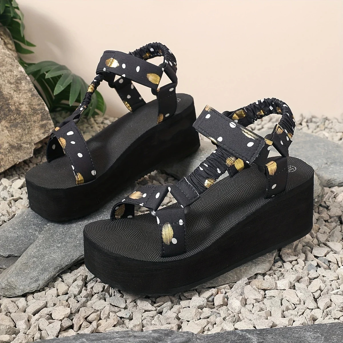 Womens Plus Size Summer Fashion Sandals Pink Metallic Ankle Strap Flat Shoes with Black SoleChic Casual Sandals 250526