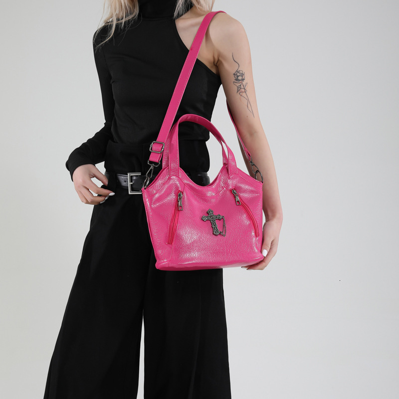 New Stylish and Trendy Handbag for Women, Light Luxury Shoulder Bag, Commuter Crossbody Bag