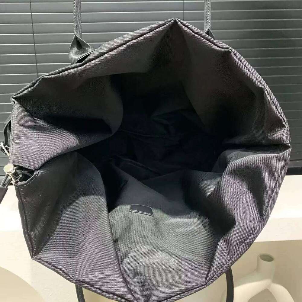 Women's Bags Designer Nylon Splicing PU Large Capacity Commuting Bag, Fashionable Briefcase Handbag, Travel Bag