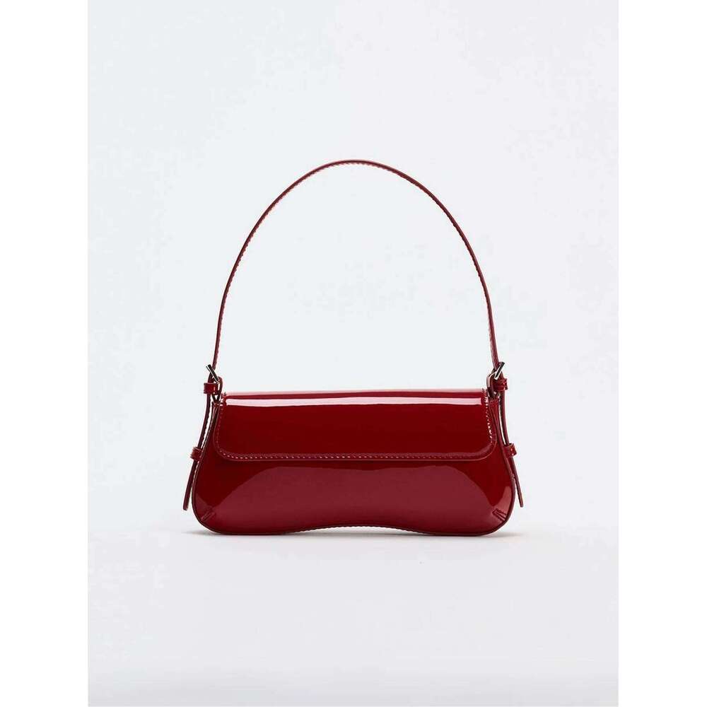 Women's Bags Designer Red Baguette Underarm Bag New Fall Fashion Simple Commuter Clamshell Vintage Shoulder Bag