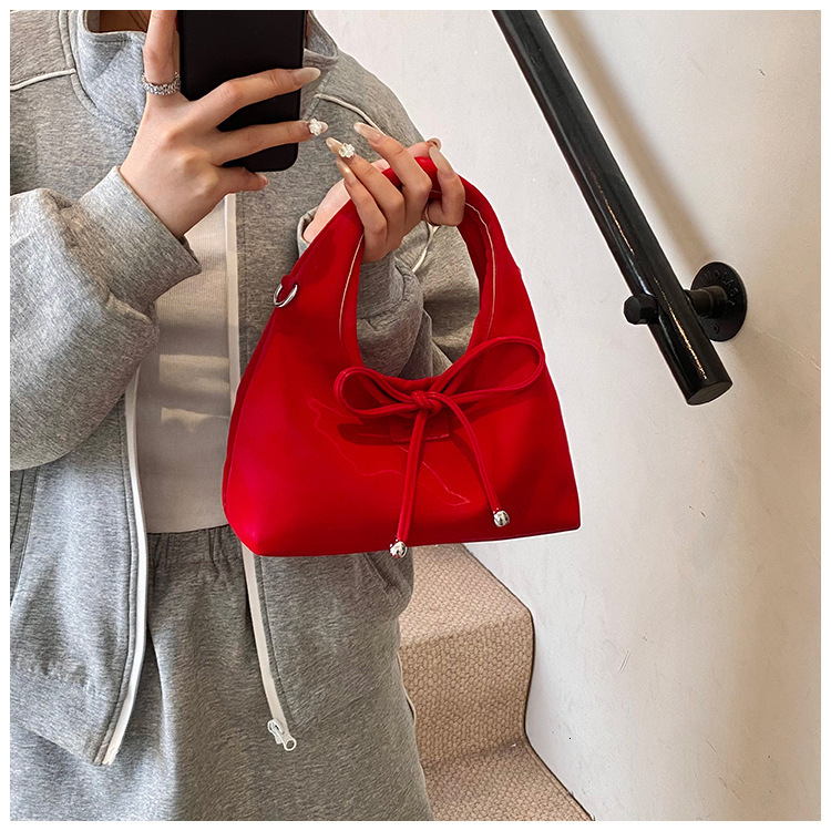 Sweet Bowknot Strap Bucket Bag for Women 2025 New Simple Casual Trendy Versatile Shoulder Crossbody Handbag