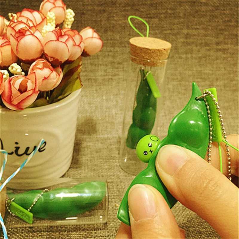 New Creative Extrusion Pea Bean Soybean Edamame Stress Relief Toy Keychain Cute Fun Key Chain Ring Party Gift Bag Charms Trinket W250526