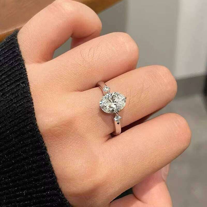 Hot Sale S Sterling Sier Oval Moissanite Dia Ring Shiny Fine Jewelry for Women's Wedding Promise