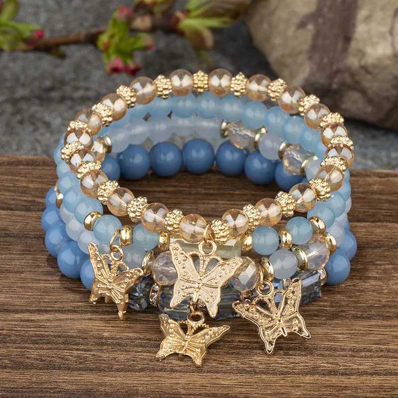 4Pcs Trendy Butterfly Beaded Bracelet Set For Women Pink Acrylic Beads Elastic Chain Bangle Female Bohemian Party Jewelry Gift W250526
