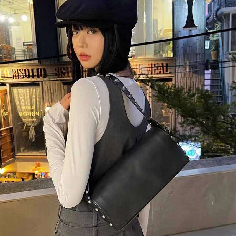 Women's Bags Designer Women Fashion Retro Single Shoulder Crossbody High Quality Underarm Personality Handbag Rivet Commuter Bag