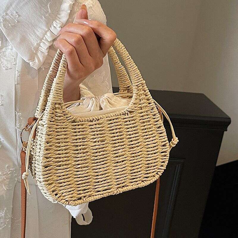 Handwoven straw bag 2025 New Beach Vacation Straw Pastoral Style Shoulder Woven Bag for Women