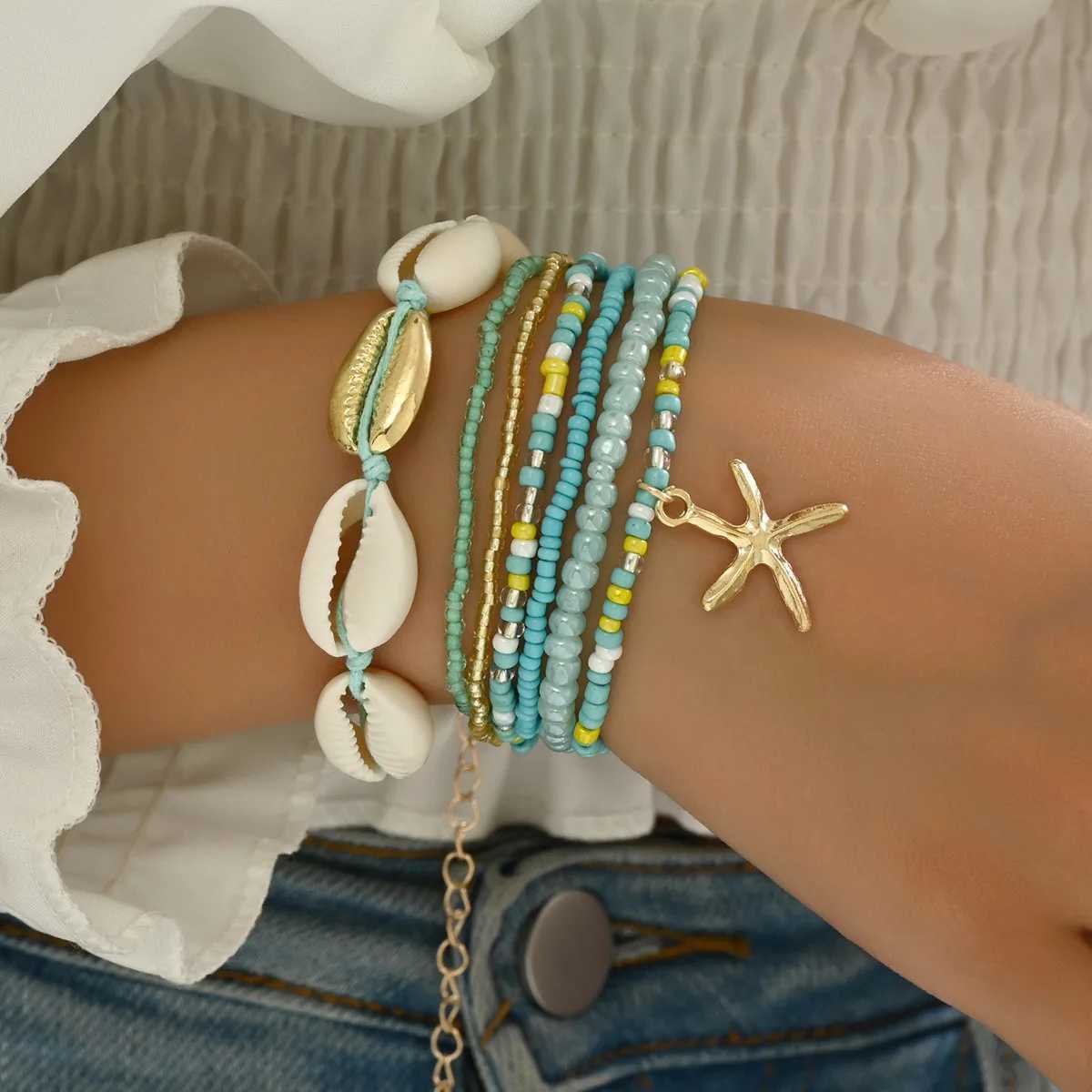 Summer Womens Bohemian Seven-Piece Set Bracelets - Shell Beaded Weaving Design with Starfish Pendant Fashionable Beach Jewelry W250526