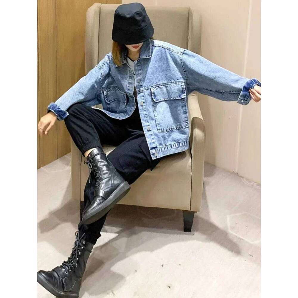 2022 Spring Autumn Long Sleeve Embroidered Sequin Cartoon Oversized Denim Jacket Women Loose Mid-Length Fashionable Jeans Coat