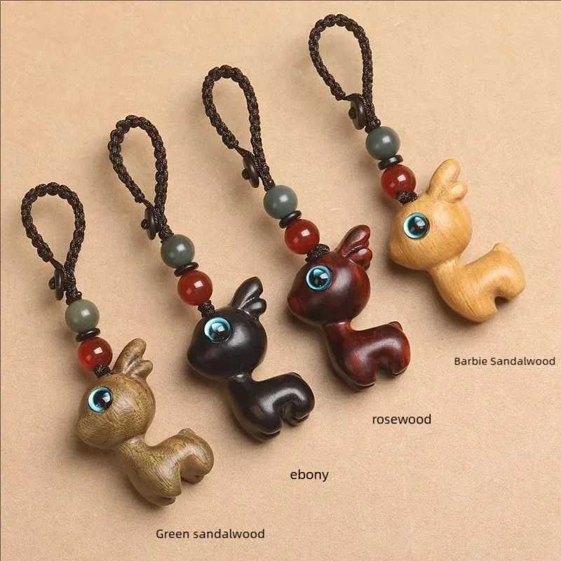 Creative Cute Deer Sandalwood Car Key Ring Chinese Style Wood Pendant Bag Charm Mobile Phone Handmade Prosperity Lucky Keyring W250526