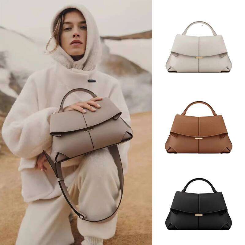 High end Niche Large Capacity Handbag New Trend Summer Shoulder Crossbody Commuter Bag for Women