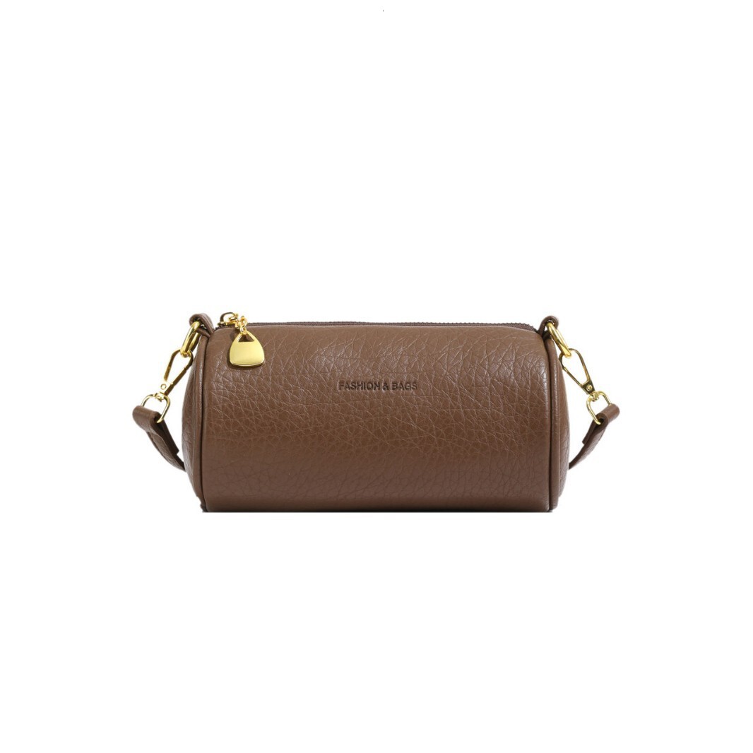Top brand high-quality new free designer bag 2025 new high-value fashionable cylindrical bag retro shoulder width bag new free designer bag