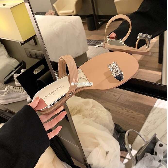 Instant Dispatch Su Yinyin Same Style Shoes Pigeon Egg Rhinestone Wedge Toe Flat Slippers Women's Summer Outdoor Sandals