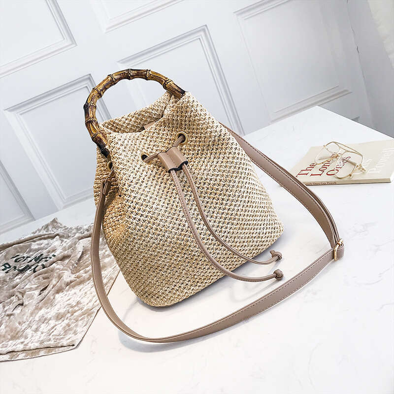 Spring Summer Straw Woven Small for Women 2025 New Trend Korean Version Versatile Crossbody Shoulder Fashion Handheld Drawstring Bucket Bag