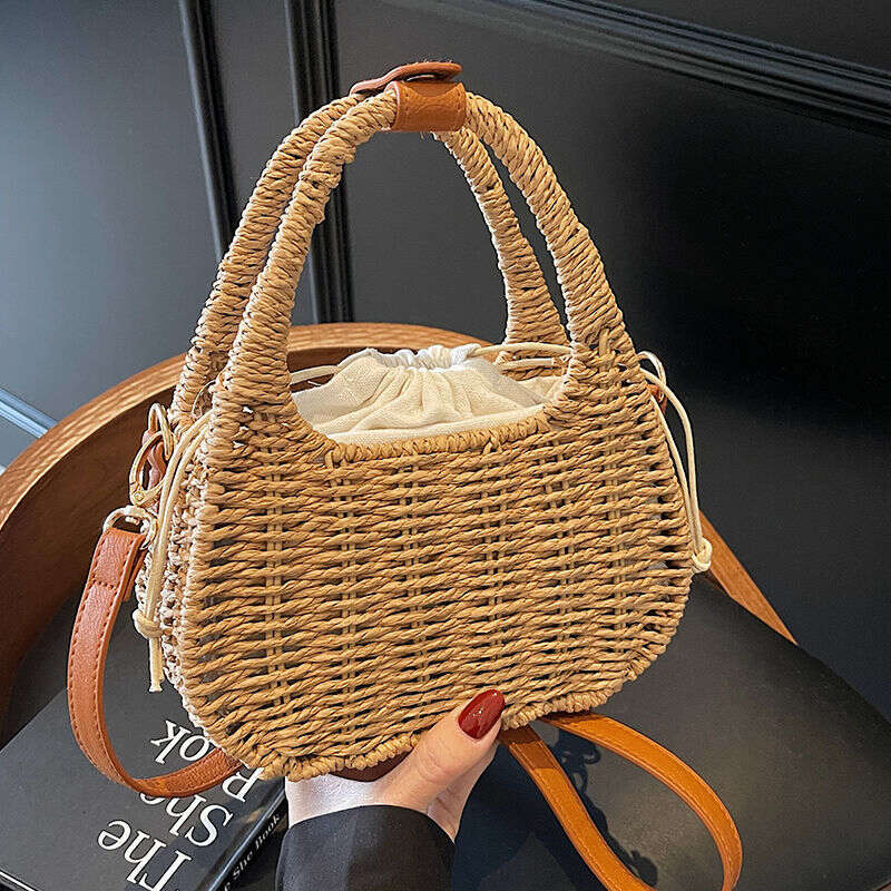 Handwoven straw bag 2025 New Beach Vacation Straw Pastoral Style Shoulder Woven Bag for Women