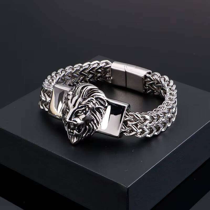 Fashionable Men's Stainless Steel Bracelet Magnetic Retro Fashion lion Head Personality Simple Jewelry