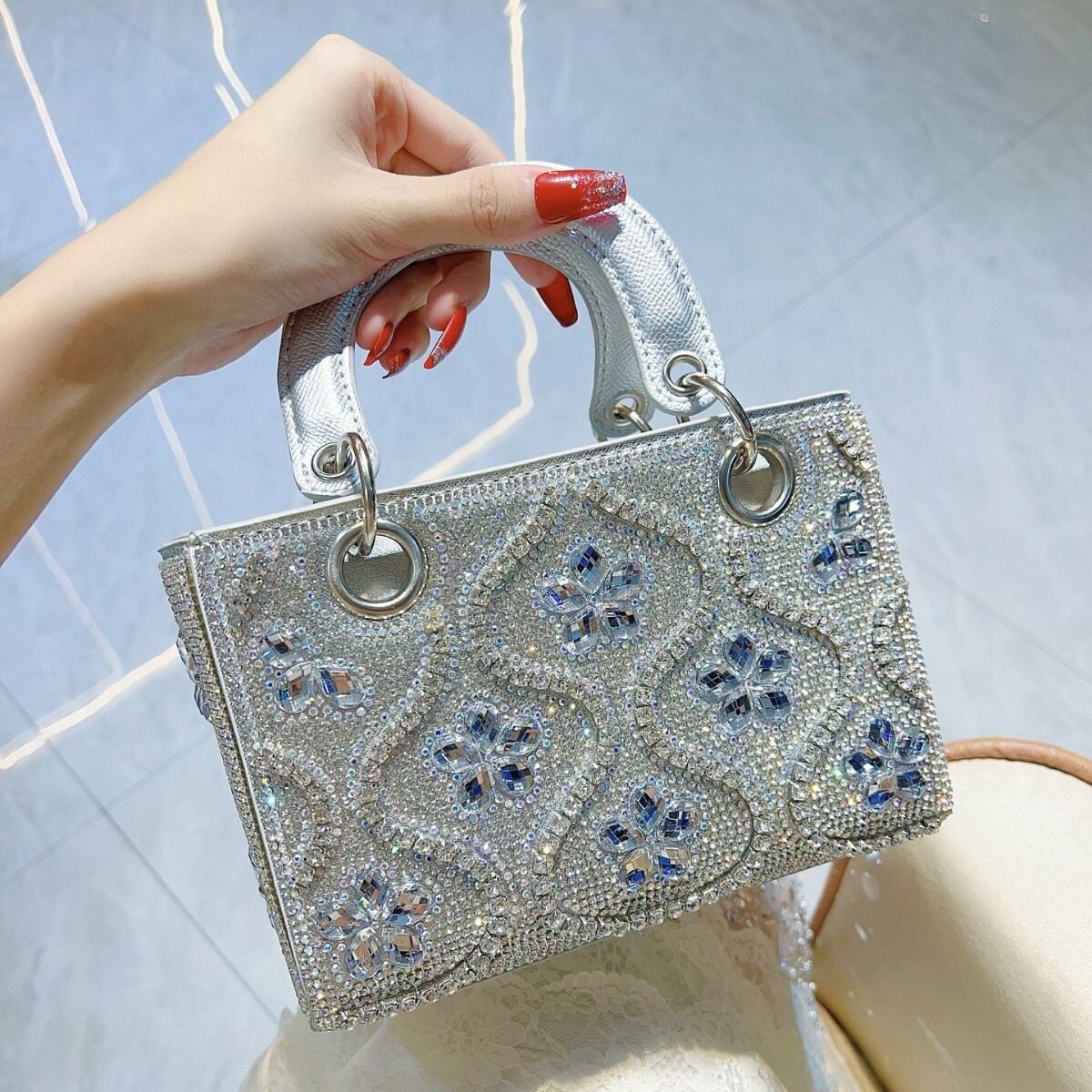 Brand High Quality Style light handbag small carry one shoulder crossbody dinner bag high-quality and large capacity women's bag Free Delivery De