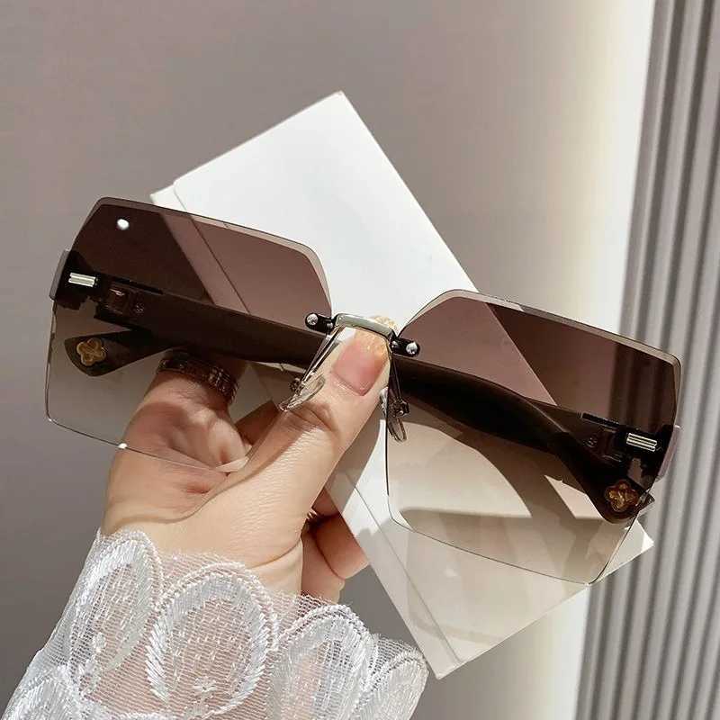 2PCS Gradient Lens Rimless Sunglasses for Men and Women Cut Edge Glasses for Outdoor Eyewear UV400 Protection Z250527