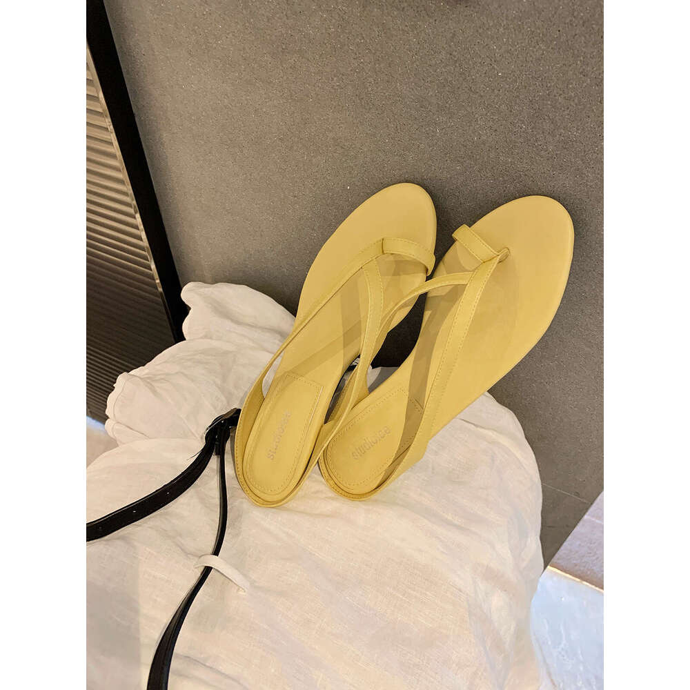 Grape Mom Studiolee New Minimalist Thin Strap Pointed Round Open Toe Chunky Heel Versatile Outdoor Summer Sandals for Women