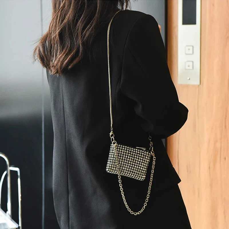 JIOMAY Small and Light Purses for Women Fashion Mini Crossbody Bag Rhinestone Casual Party Evening Bag Exquisite Mini Purse W250527