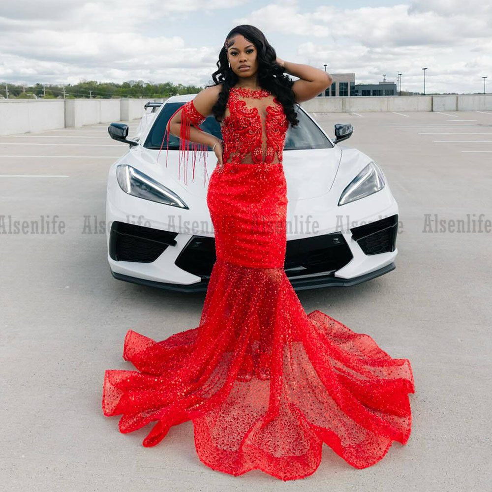 Sparkly Red Prom Dresses Luxury 2025 Rhinestone Crystal Mermaid Party Gowns Black Girls Formal Occasion Evening Dress