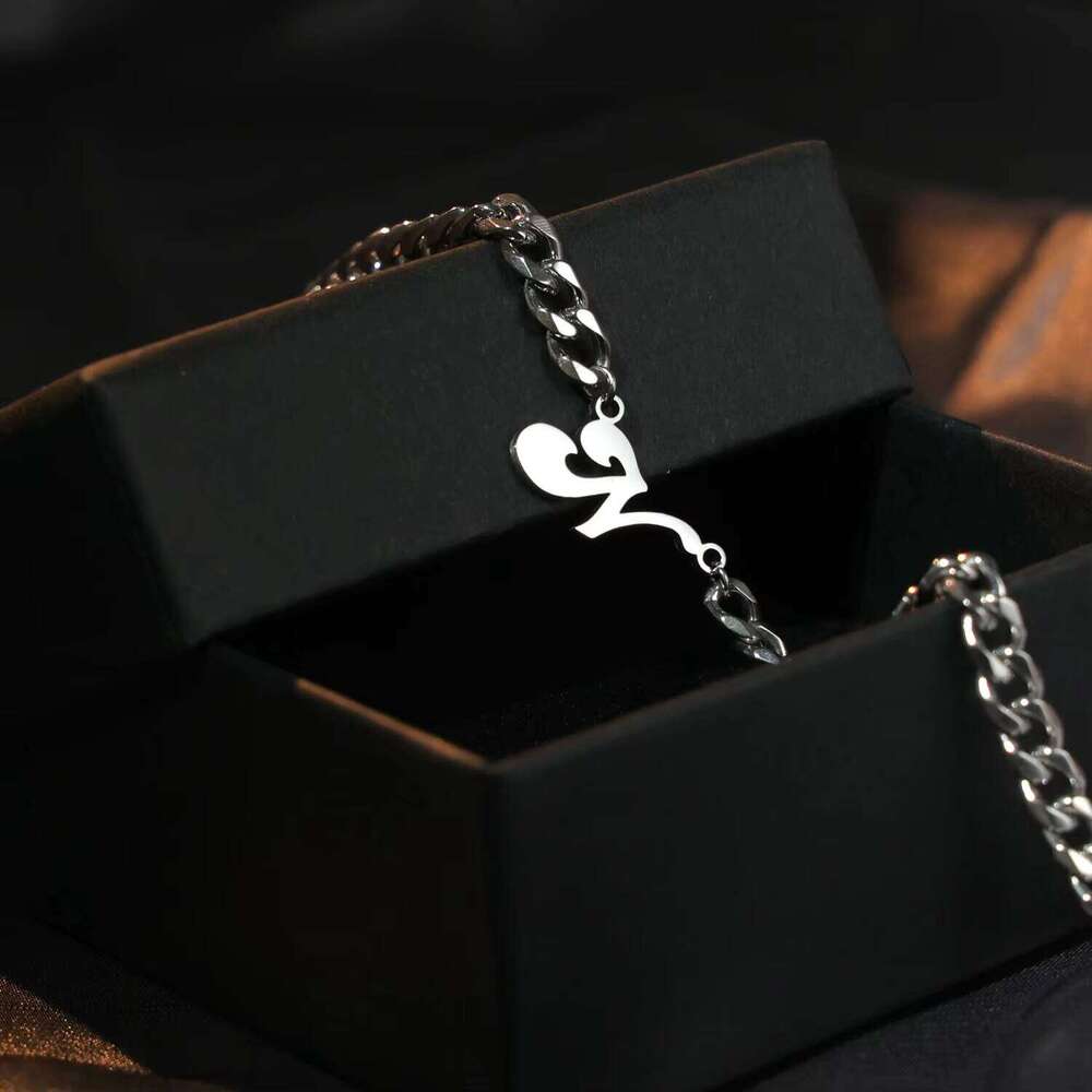 Stainless Steel Letter Necklace Personalized Custom 1-26 Initial With Fashion Cuban Chain for Women Men Gift Wholesale