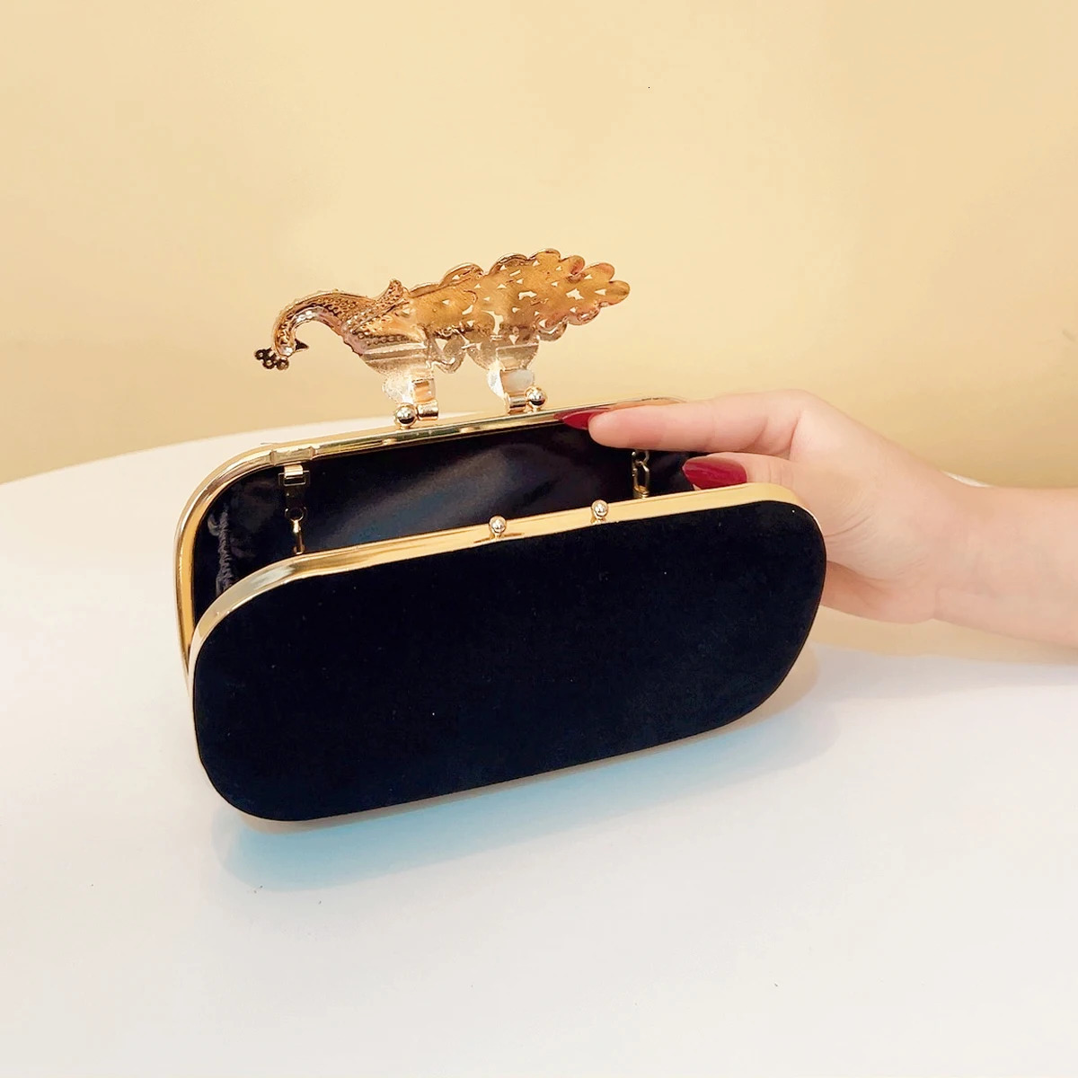 Rhinestones Women Evening Bags Velvet Crystal Glitter Clutch Bags Hollow Out Metal Shoulder Chain Handbags 250526