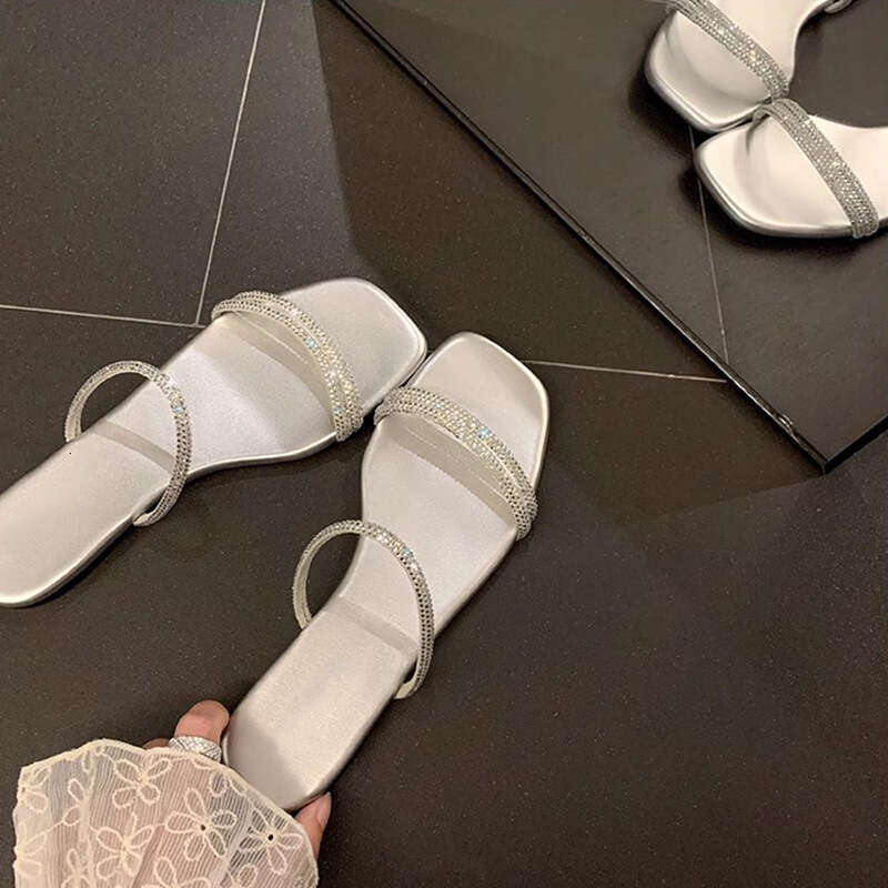 Su Yinyin Same Style ~ Silver Star Sparkling Square Toe Rhinestone Strap Flat Sandals for Women Outdoor Summer Slippers