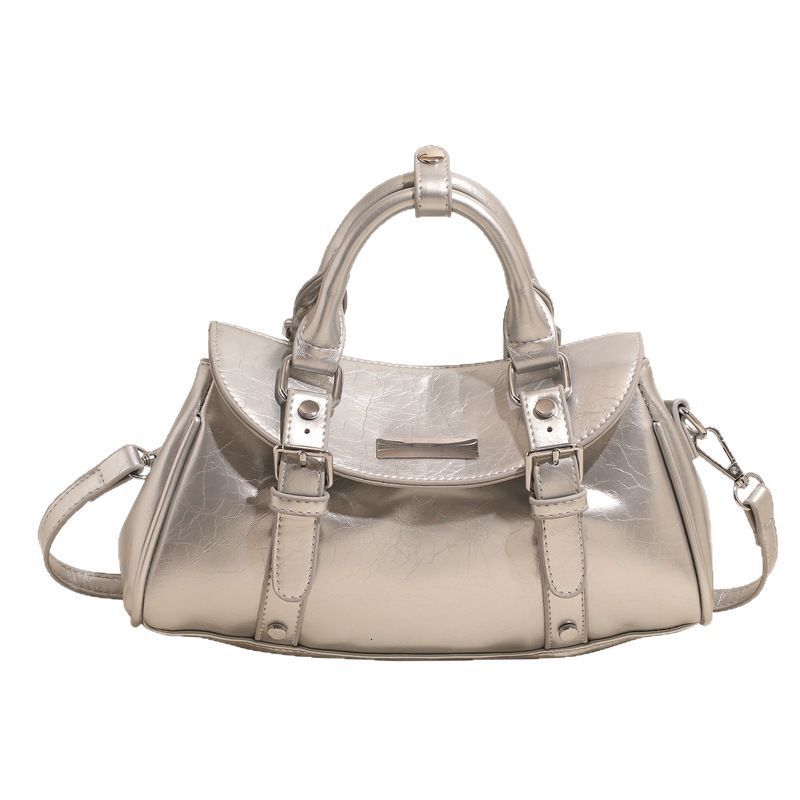 Top quality brand, high-quality new item, free delivery designer bag, 2025 popular shoulder bag, commuter jumpsuit, new item, free delivery design bag