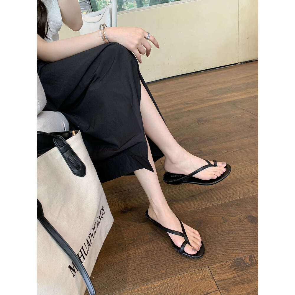 Grape Mom Studiolee New Minimalist Thin Strap Pointed Round Open Toe Chunky Heel Versatile Outdoor Summer Sandals for Women