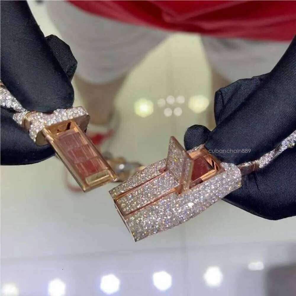 Personalized Custom Buckle 25mm 2 Tones Sterling Sier Vvs Moissanite Dia Iced Out Heavy Cuban Link Chain Necklace