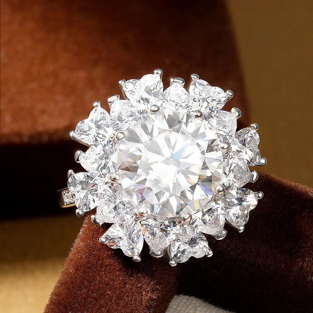 5 Carat D Color Ring for Women 925 Sterling Silver Plated 18k White Gold Engagement Wedding Band Sparkling Jewelry 250519